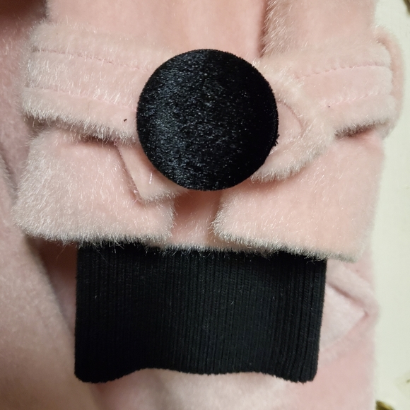 Pink trench coat with large button details - Picture 3 of 6